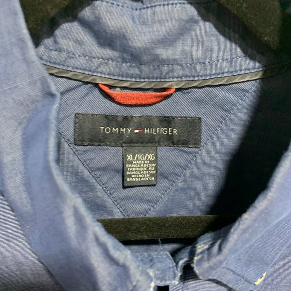 [SOLD] Tommy Hilfiger Men's Size XL Blue Button Down Long Sleeve Shirt - Picture 2 of 7